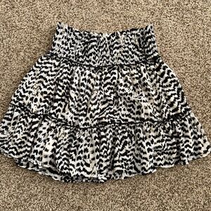 Ladies Altar’d State animal print skirt. Size L.